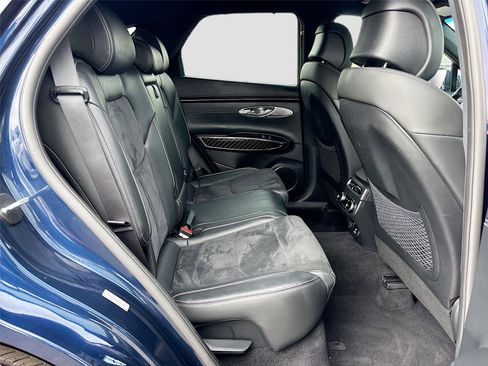 Used 2022 Genesis GV70 3.5T Sport w/ Sport Prestige Package image 31