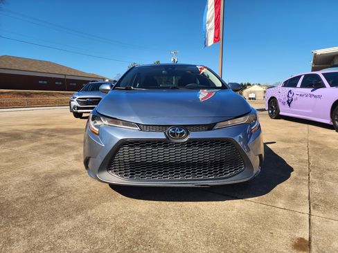 Used 2021 Toyota Corolla L image 9