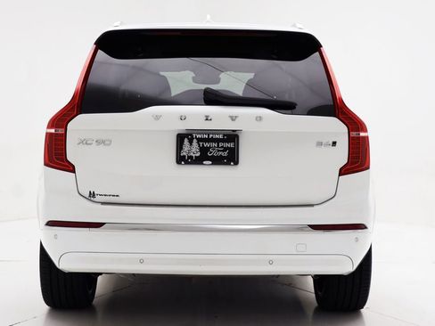 Used 2023 Volvo XC90 B6 Plus w/ Protection Package Premier AWD/4WD image 7