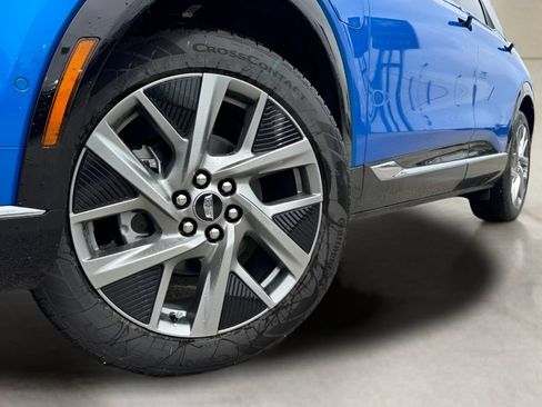 New 2027 Cadillac Optiq Luxury RWD image 2