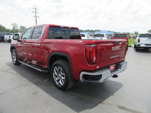 Certified 2025 GMC Sierra 1500 SLT w/ SLT Premium Plus Package AWD/4WD image 8
