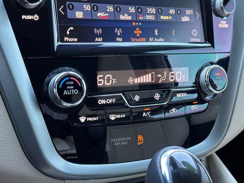 Used 2024 Nissan Murano SL image 21