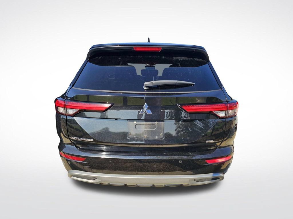 Used 2022 Mitsubishi Outlander SEL FWD image 16