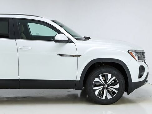 New 2026 Volkswagen Atlas Cross Sport SE image 49