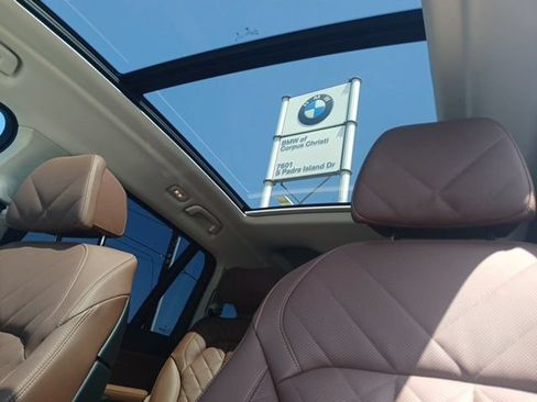 Used 2026 BMW X7 xDrive40i AWD/4WD image 30