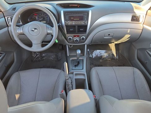 Used 2010 Subaru Forester 2.5X Limited image 13