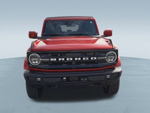 Used 2023 Ford Bronco Outer Banks image 2