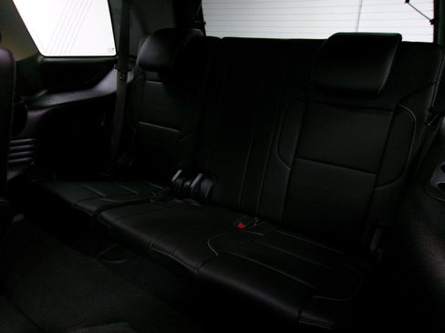 Used 2019 Chevrolet Tahoe LT image 9