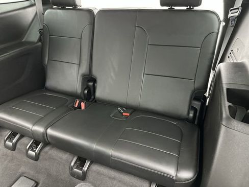 Used 2019 Chevrolet Traverse Premier AWD/4WD image 23