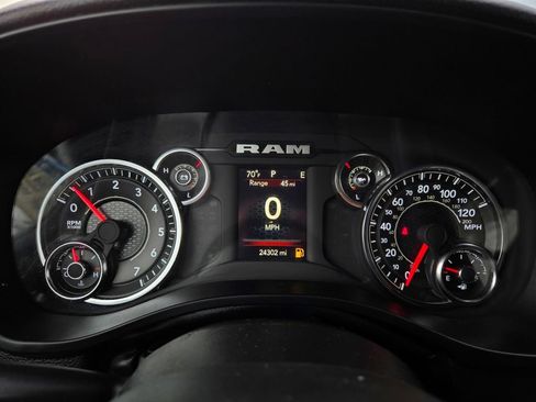 Used 2023 RAM 1500 Big Horn AWD/4WD image 22