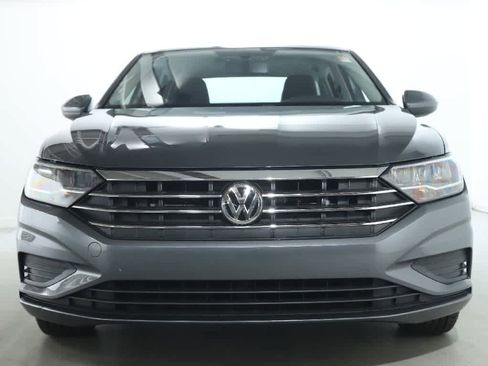 Certified 2021 Volkswagen Jetta SE w/ SE Cold Weather Package image 5