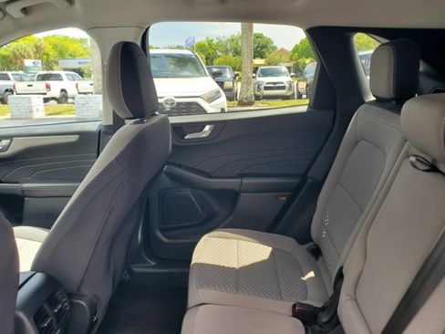Used 2021 Ford Escape SE w/ SE Sport Appearance Package FWD image 27