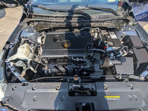 Used 2020 Nissan Altima 2.5 SR FWD image 10