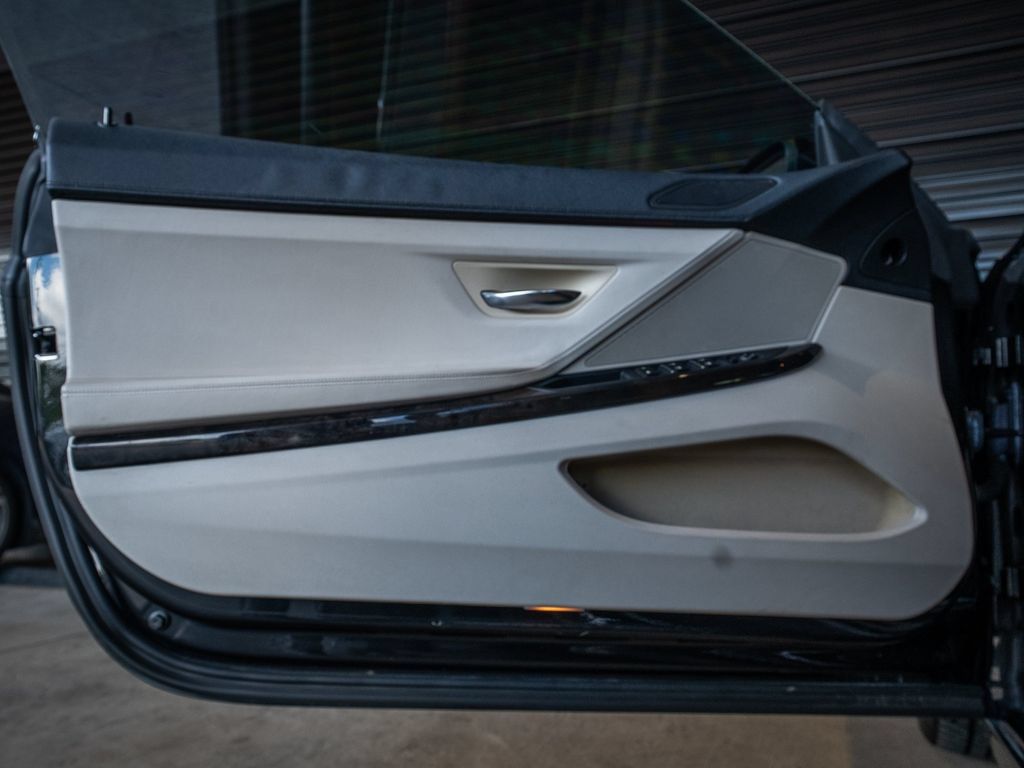 Used 2012 BMW 650i Convertible RWD image 23