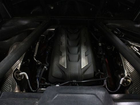 Used 2021 Chevrolet Corvette Stingray Coupe w/ 1LT image 35