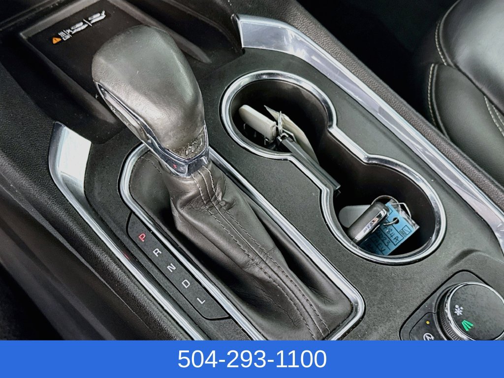 Used 2023 Chevrolet Traverse LT w/ LT Premium Package FWD image 19