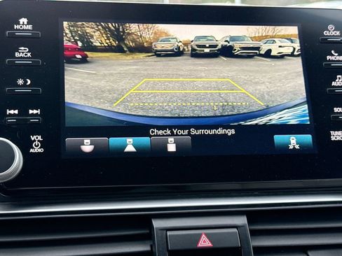 Used 2019 Honda Accord EX image 23