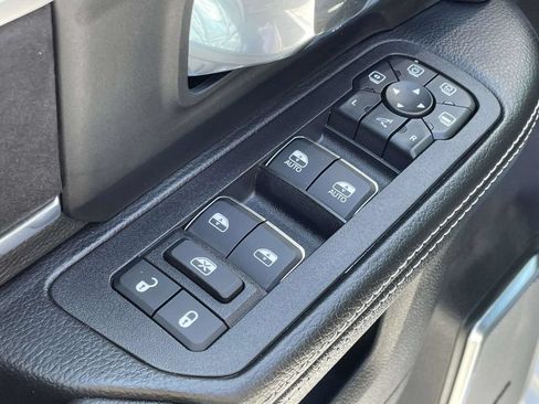 New 2026 RAM 2500 Laramie AWD/4WD image 24