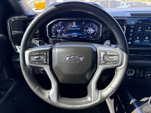 Used 2024 Chevrolet Silverado 1500 LT Trail Boss AWD/4WD image 16