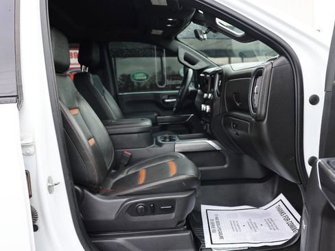 Used 2020 GMC Sierra 2500 AT4 w/ AT4 Premium Package image 10