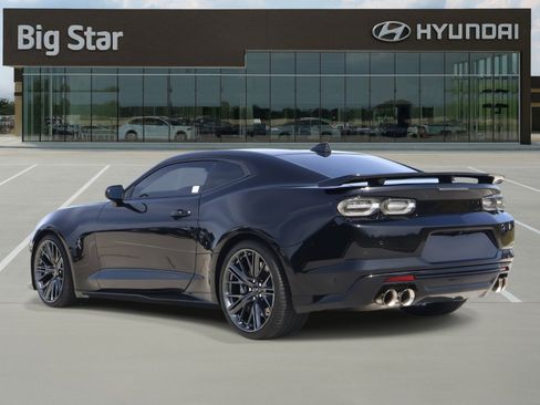 Used 2021 Chevrolet Camaro ZL1 image 3