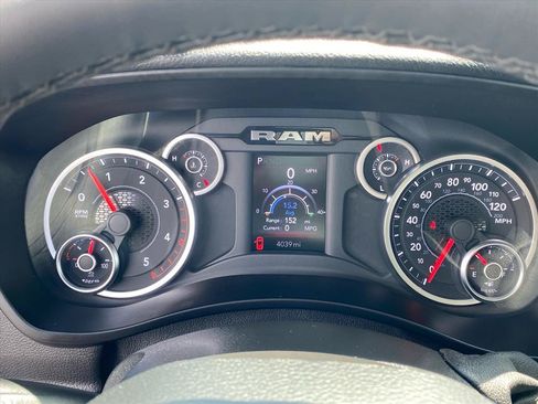 Used 2025 RAM 3500 Big Horn AWD/4WD image 20