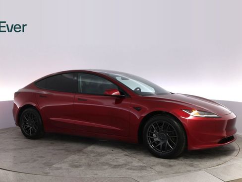 Used 2025 Tesla Model 3 Long Range image 14