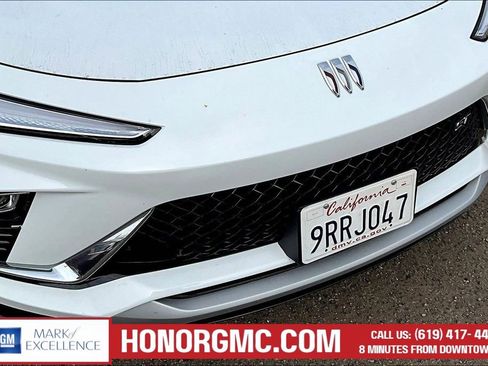 Used 2025 Buick Envista Sport Touring FWD image 31