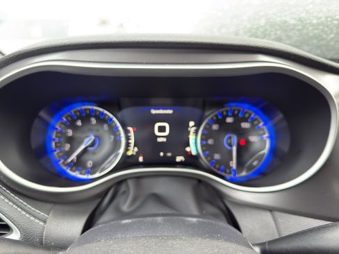 New 2026 Chrysler Pacifica Select image 17