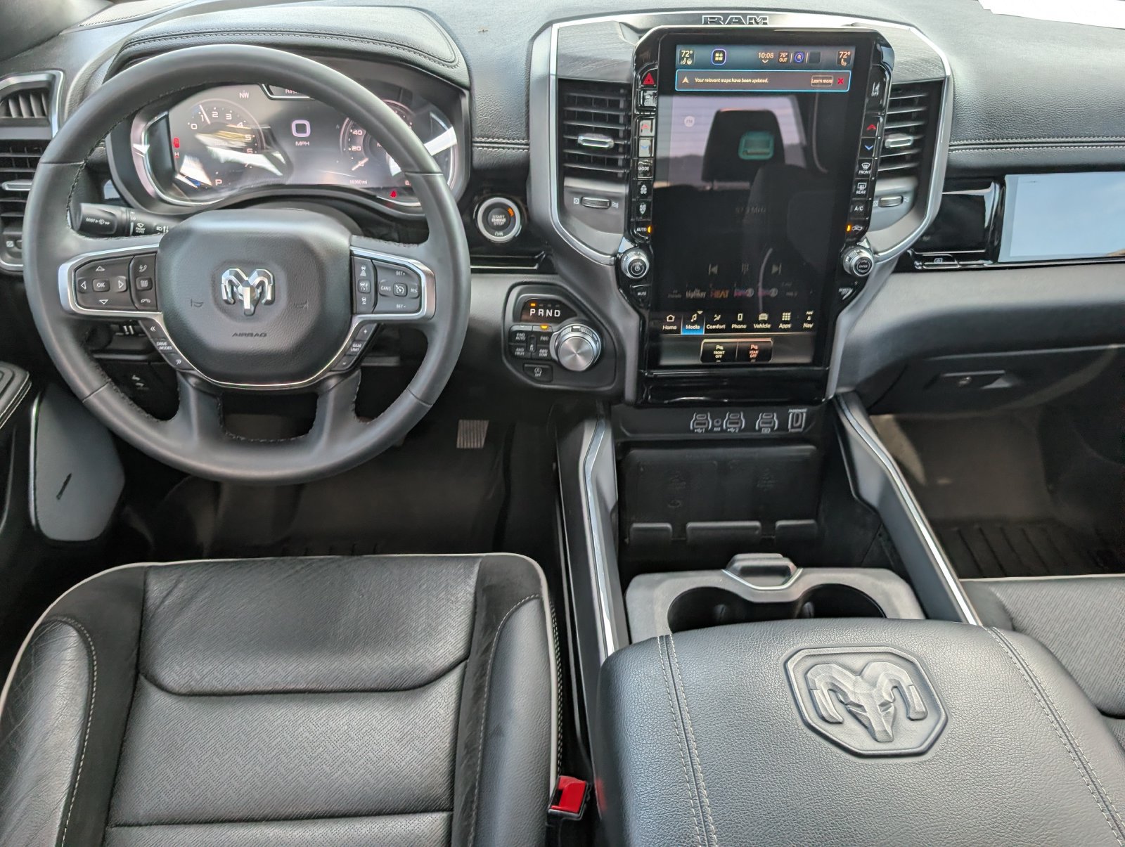 Used 2025 RAM 1500 Laramie AWD/4WD image 12