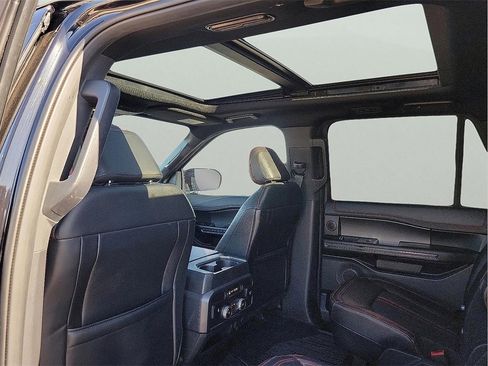 Used 2021 Ford Expedition Limited image 12