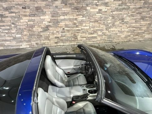 Used 2005 Chevrolet Corvette Coupe w/ Preferred Equipment Group image 5