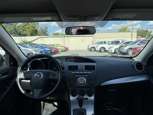 Used 2010 MAZDA MAZDA3 i Touring image 13