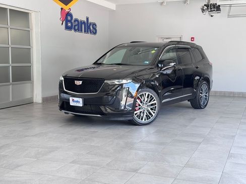 Certified 2025 Cadillac XT6 Sport AWD/4WD image 2