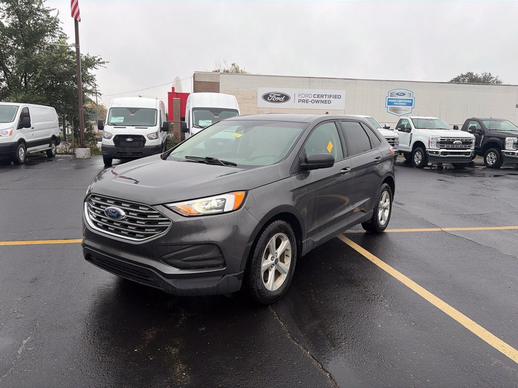 Used 2020 Ford Edge SE w/ Cargo Accessory Package AWD/4WD image 1