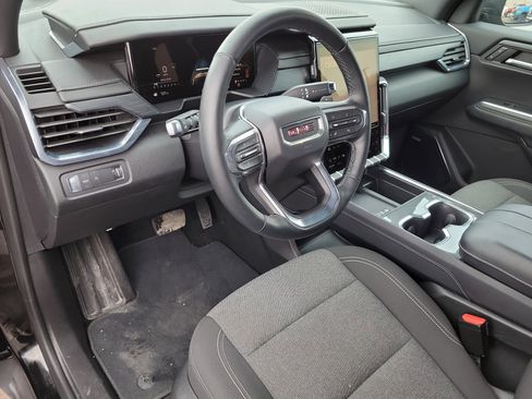 Used 2025 GMC Acadia Elevation image 20