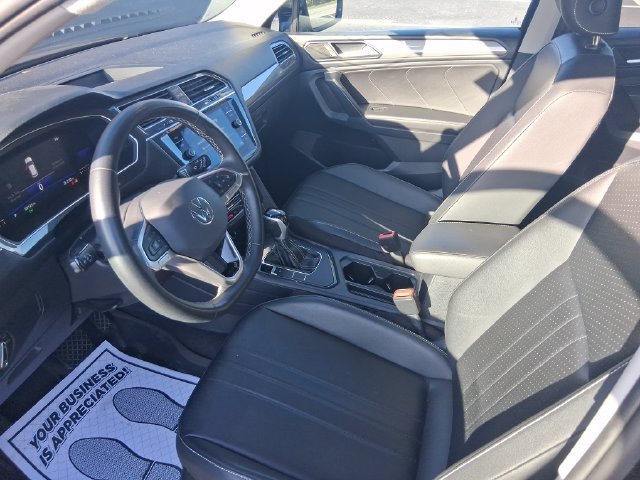 Used 2023 Volkswagen Tiguan SE FWD image 20