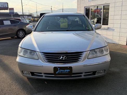 Used 2010 Hyundai Azera Limited w/ Navigation Pkg 3 image 9