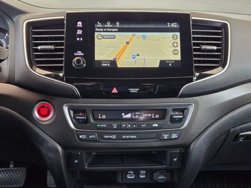 Used 2024 Honda Passport TrailSport image 16