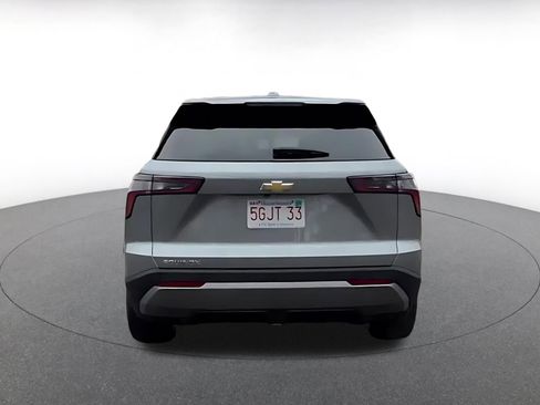 Used 2025 Chevrolet Equinox LT image 12