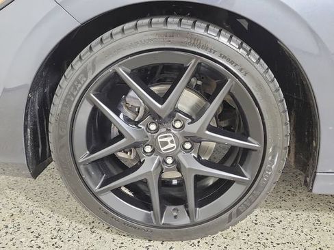 Used 2023 Honda Civic Sport image 7