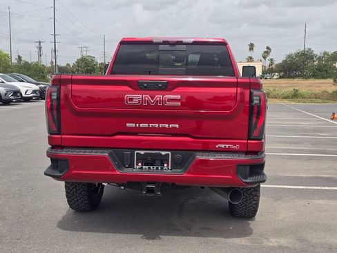 New 2026 GMC Sierra 2500 AT4 w/ AT4 Premium Plus Package AWD/4WD image 6