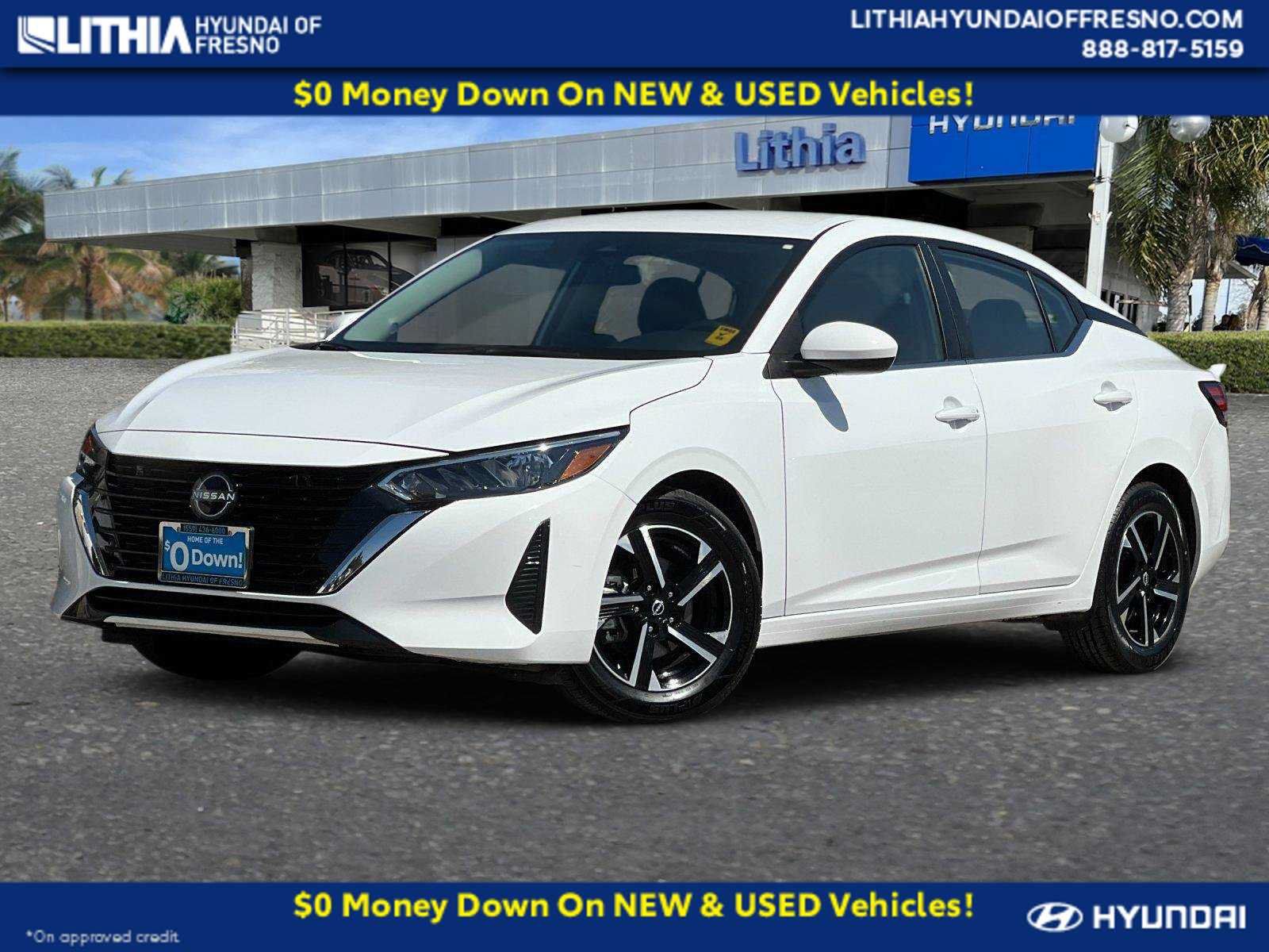 Used 2025 Nissan Sentra SV FWD image 1