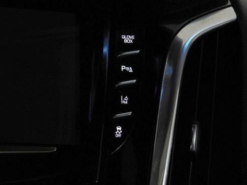 Used 2015 Cadillac Escalade Luxury image 47