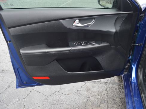 Used 2020 Kia Forte LXS image 14