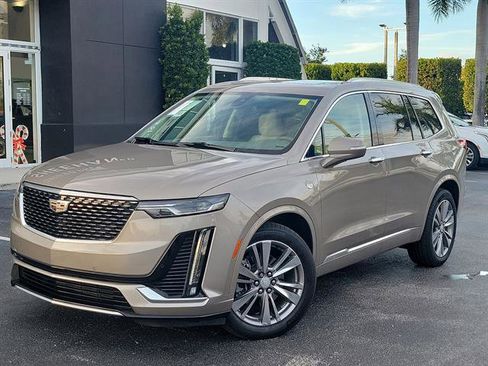 Certified 2022 Cadillac XT6 Premium Luxury image 19