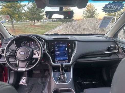 Used 2021 Subaru Outback Limited image 37