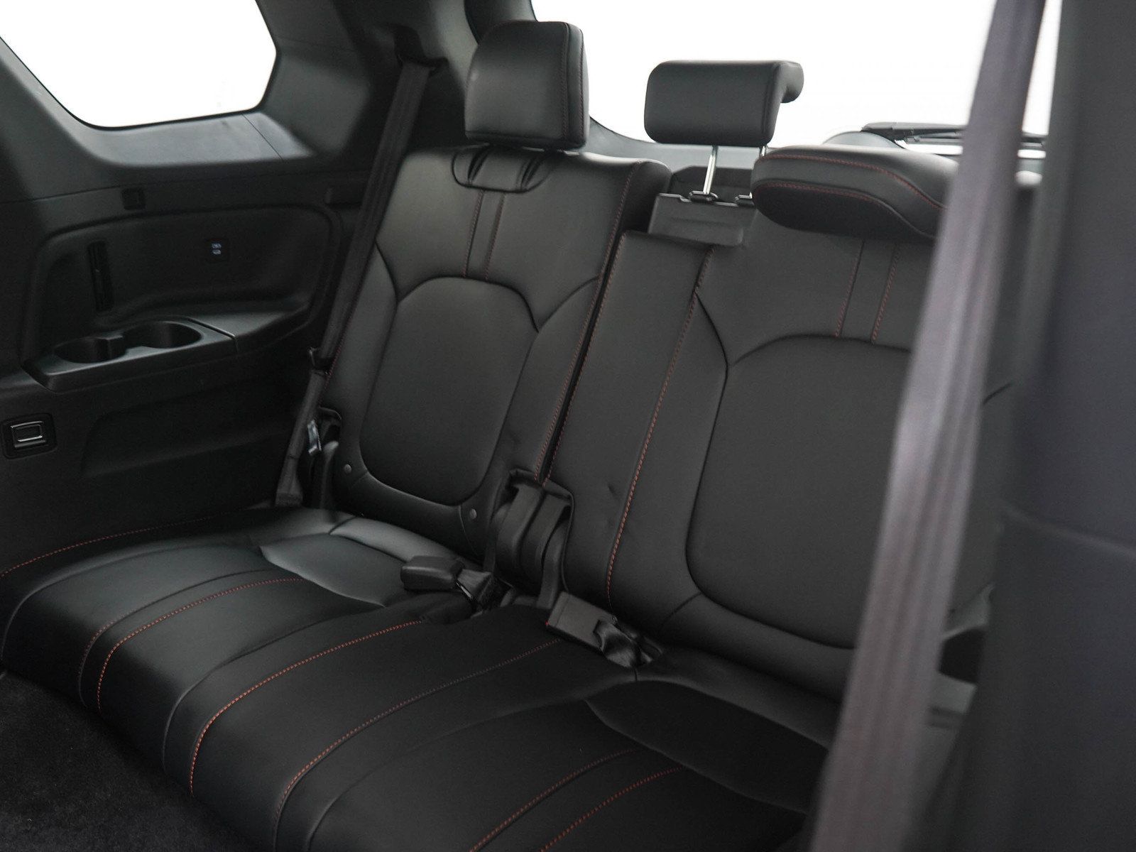 Used 2025 Honda Pilot TrailSport image 15