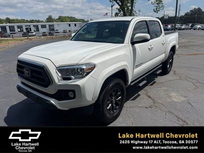 Used 2022 Toyota Tacoma SR5 w/ Technology Package