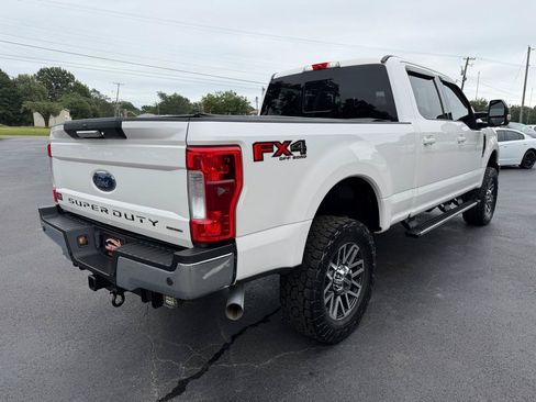 Used 2017 Ford F250 Lariat w/ Lariat Value Package AWD/4WD image 8